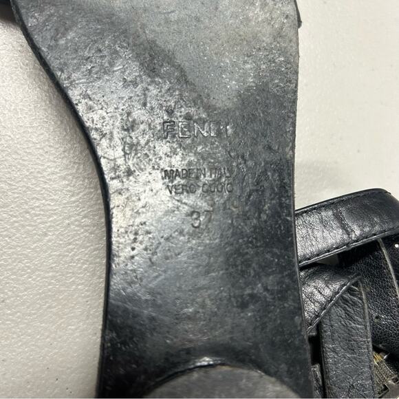 Fendi Caged Sandal Strappy Black Buckle Closure Flats Shoe Womens Size 37 - Picture 3 of 6